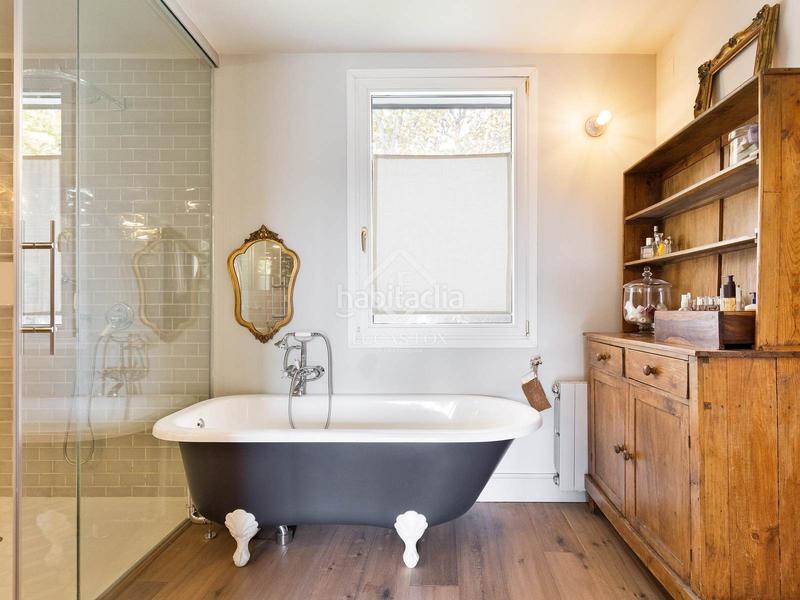 Foto d70c04ca-b093-4cfa-bd79-db16eeaab1a3. Xalet amb aparcament piscina a Arxiu Sant Cugat del Vallès