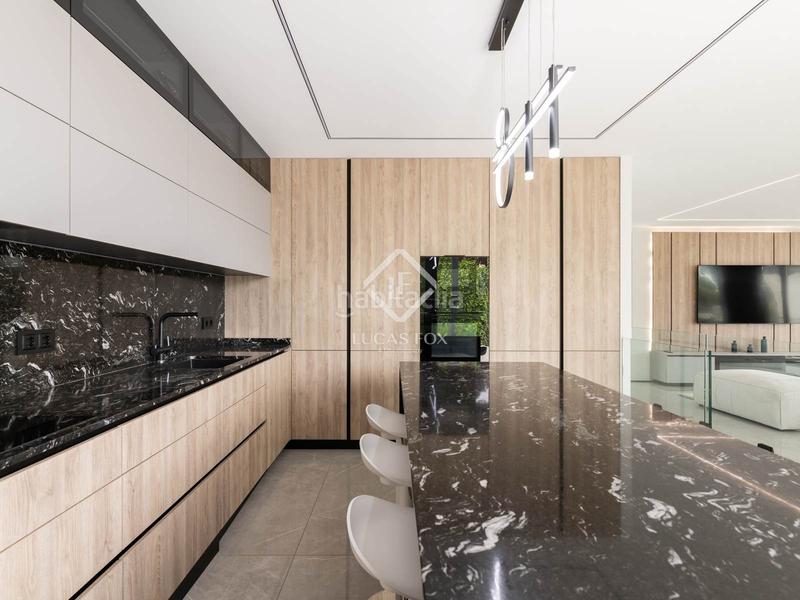 Foto 8ae6b249-5054-4886-a367-b3ed944a13d1. Chalet exclusiva casa de 6 dormitorios en venta en Castelldefels