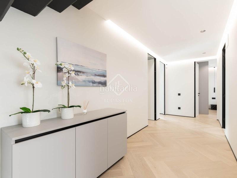 Foto e2953aa6-76ae-433d-83cf-a5f6476726e5. Chalet exclusiva casa de 6 dormitorios en venta en Castelldefels