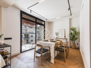 Piso en Sant Gervasi - Galvany. Piso en excelentes condiciones con un balcón de 5 m en venta en