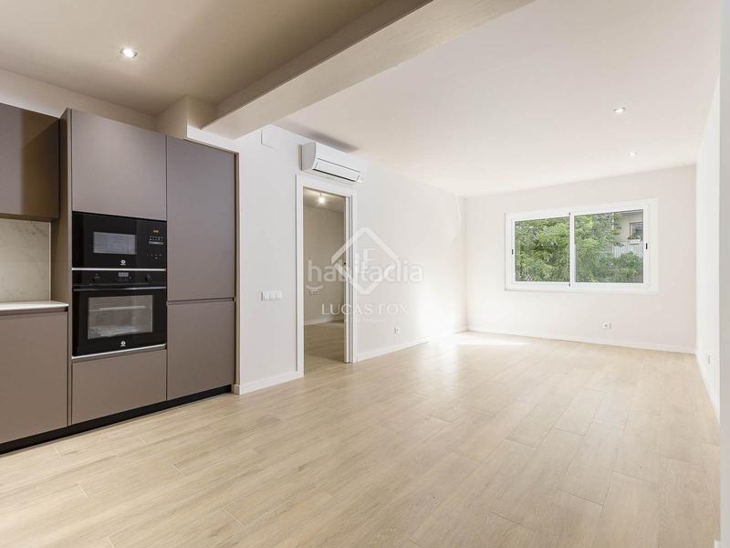 Foto 0cdb958a-b657-4a81-8696-cdae9248f5f8. Piso  reformado con dos habitaciones dobles junto a paseo de san juan. en Barcelona