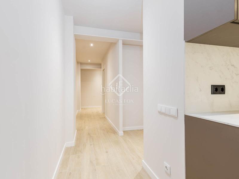 Foto d8910c90-c993-4437-a75b-5a5a7a8b57ec. Piso  reformado con dos habitaciones dobles junto a paseo de san juan. en Barcelona