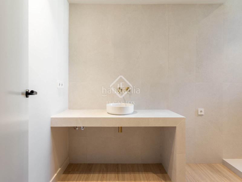Foto e3156c7b-2b99-454e-9884-6612cf4fafd4. Appartamento con riscaldamento in Dreta de l´Eixample Barcelona