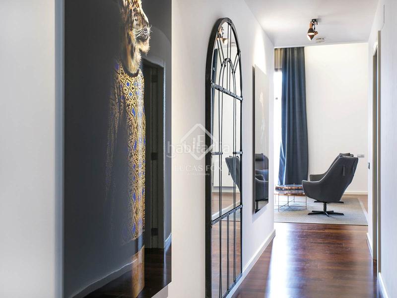 Foto ab546dbd-7f74-41c7-a274-d4aec8999079. Piso en venta piso en excelentes condiciones con tres dormitorios en gótico en Barcelona