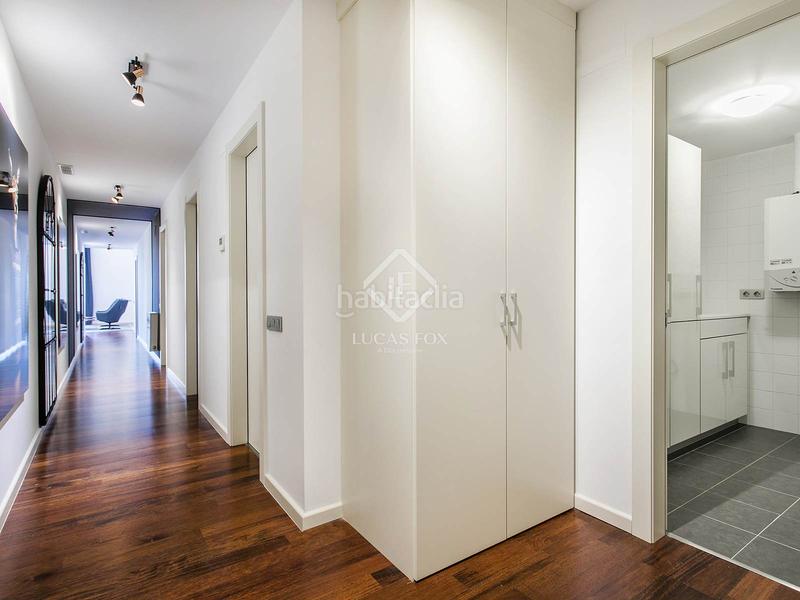 Foto d93a2a0a-e521-4733-9798-3c8e8b2b629b. Piso en venta piso en excelentes condiciones con tres dormitorios en gótico en Barcelona