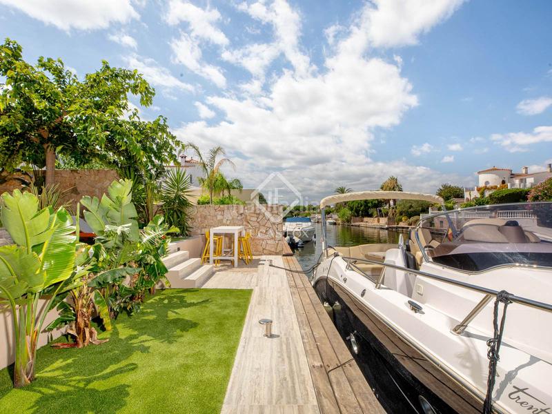 Foto 5374cebd-2d86-4a86-b1c2-68e4456f3d41. Chalet mit heizung parking pool in Francolí - Freser - Noguera Empuriabrava