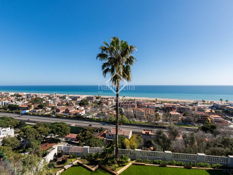 Foto 54b9df3c-595f-4ce3-80d9-d90e94565c1a. Alquiler chalet casa de obra nueva con piscina y vistas increíbles en alquiler en Bellamar en Castelldefels