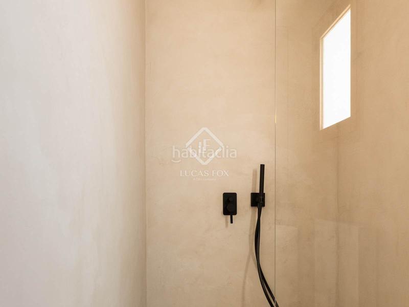Foto 02f62c52-56ed-4368-b2c9-6c0fac530bff. Piso en venta piso en excelentes condiciones con dos dormitorios y una terraza de 60m en lesquerra de leixample. en Barcelona