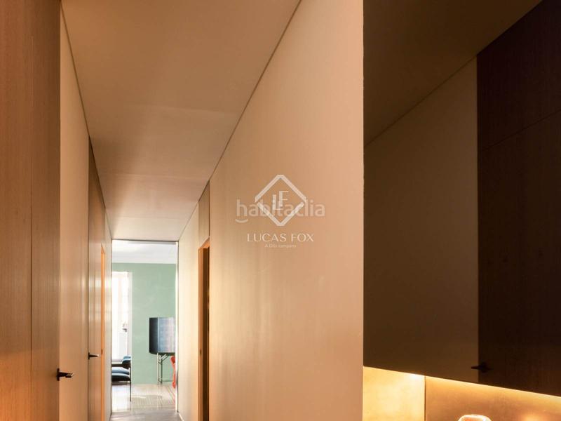 Foto 691b198b-c75e-4c87-81ed-d0608f2b1abc. Piso en venta piso en excelentes condiciones con dos dormitorios y una terraza de 60m en lesquerra de leixample. en Barcelona