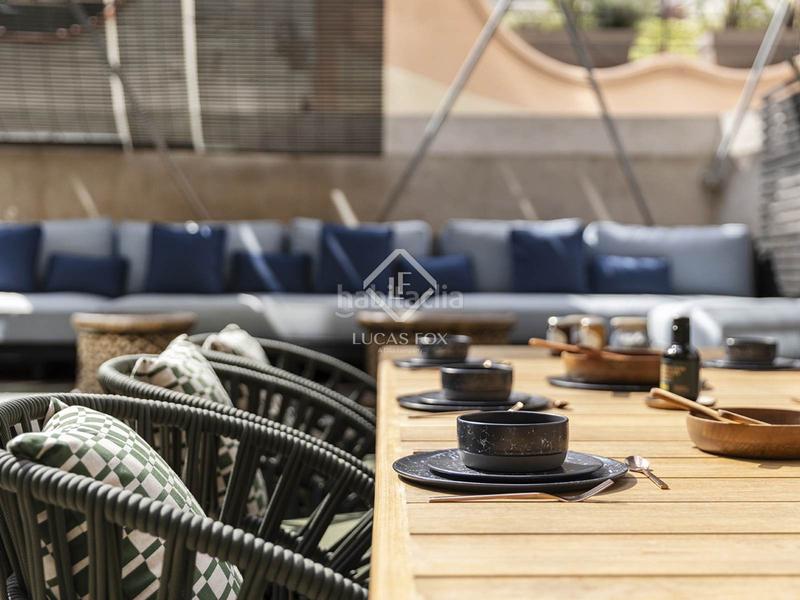 Foto c0c958ca-7010-4215-a4af-b61c33441f47. Piso en venta piso en excelentes condiciones con dos dormitorios y una terraza de 60m en lesquerra de leixample. en Barcelona
