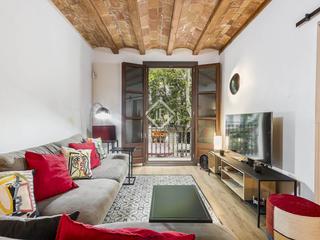 Piso en Dreta de l´Eixample. Piso en venta con tres dormitorios y 20 m terraza en el eixample