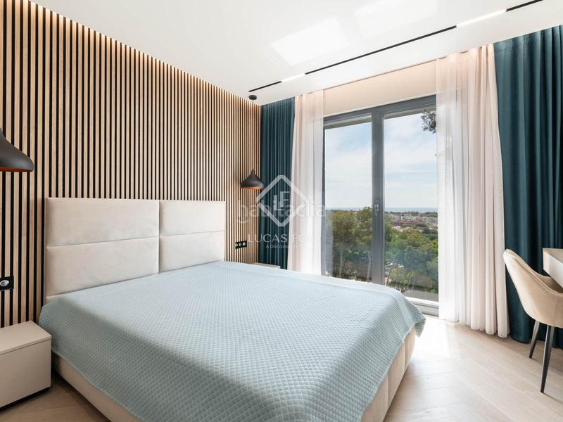 Foto 2dfb79bb-431d-4197-abe4-ff42c0c63a59. Chalet exclusiva propiedad de lujo en montemar con vistas al mediterráneo en Castelldefels