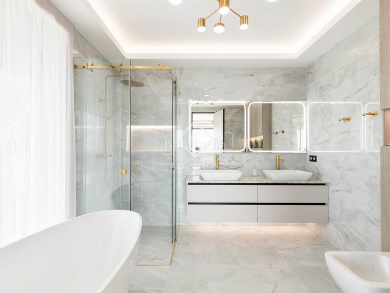 Foto f9a4bd57-17ee-40d7-9c53-143ecc27e648. Chalet exclusiva propiedad de lujo en montemar con vistas al mediterráneo en Castelldefels