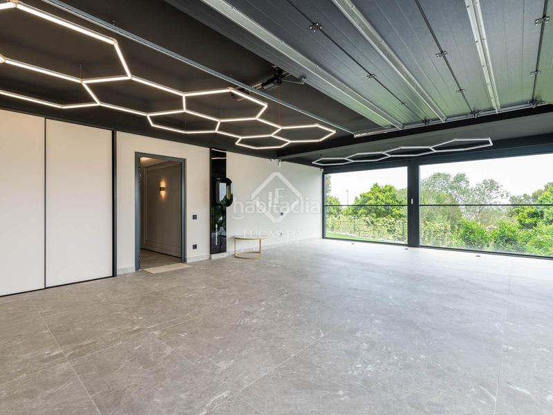 Foto fefb56e2-8891-46ed-a535-af6a6f5eef3b. Chalet exclusiva propiedad de lujo en montemar con vistas al mediterráneo en Castelldefels
