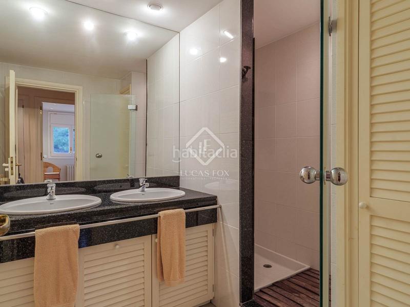 Foto 917c84b3-f6c2-42e2-9904-557ffae1b31e. Chalet casa en excelentes condiciones de 5 dormitorios en venta en Premià de Dalt