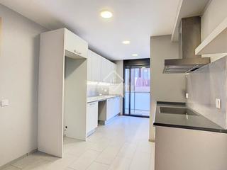 Lloguer Pis a Escaldes-Engordany. Piso en excelentes condiciones de 5 dormitorios en alquiler en e
