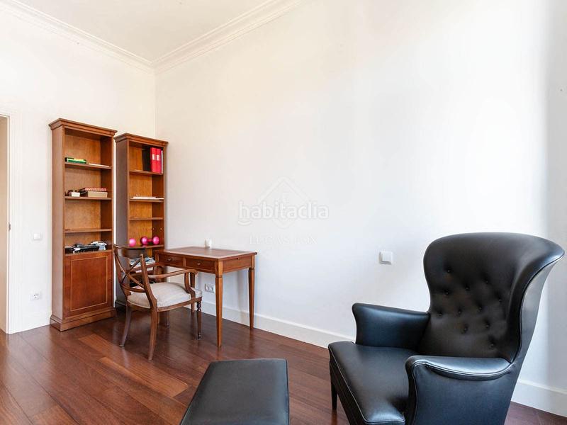 Foto 4822aae0-b8a3-46d5-bff9-2448fc8834e5. Etagenwohnung mit heizung in Dreta de l´Eixample Barcelona