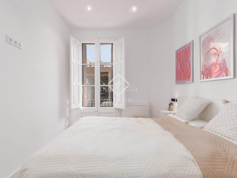 Foto 4be697ba-a2a3-4de0-916a-c09d417801c6. Piso  en excelentes condiciones de 3 dormitorios en venta en Poblenou, en Barcelona