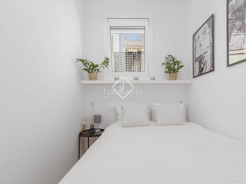 Foto b7d4192b-8071-4480-ac2c-0a64231858cc. Piso  en excelentes condiciones de 3 dormitorios en venta en Poblenou, en Barcelona