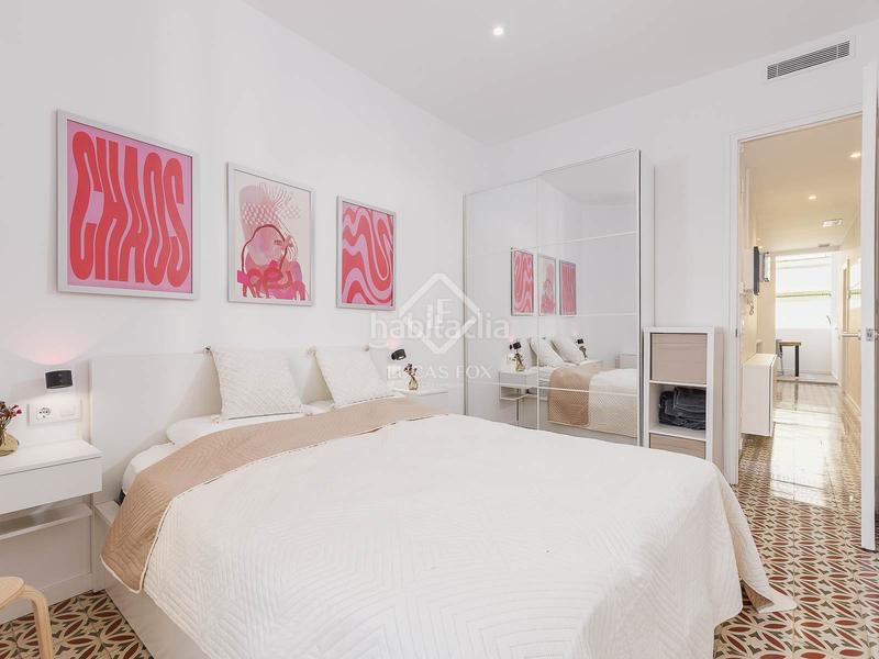 Foto b86936c0-606b-4c2d-9b53-547bb44addad. Piso  en excelentes condiciones de 3 dormitorios en venta en Poblenou, en Barcelona
