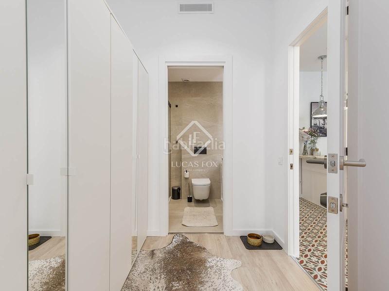 Foto bfe776b1-511e-4c7a-89f1-32de7d107154. Piso  en excelentes condiciones de 3 dormitorios en venta en Poblenou, en Barcelona