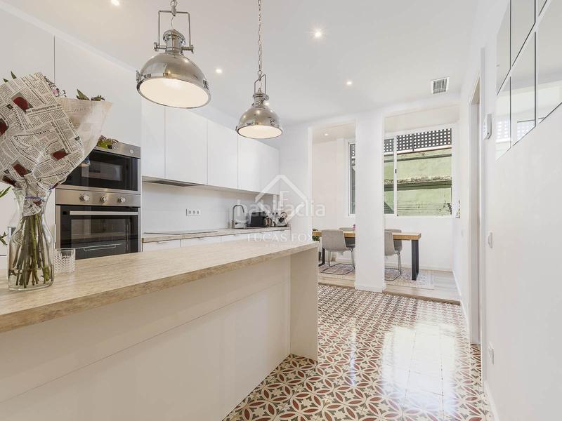 Foto c23e847a-4dcb-4f35-a68b-edae65497ffa. Piso  en excelentes condiciones de 3 dormitorios en venta en Poblenou, en Barcelona