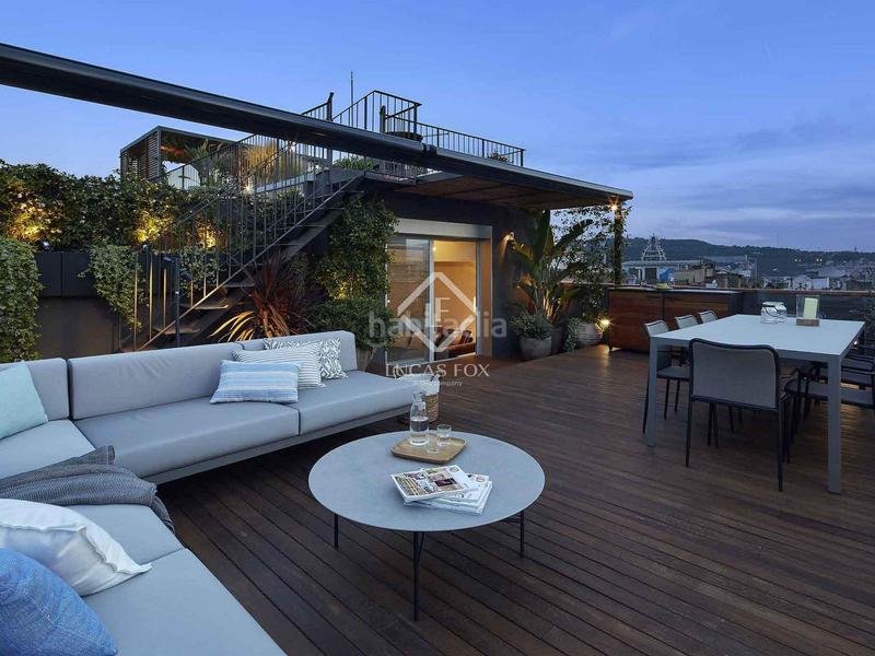 Foto 512f9227-8d05-4726-88c5-a97ca75b369d. Ático  en excelentes condiciones de 2 dormitorios con 194m terraza en venta en gótico en Barcelona