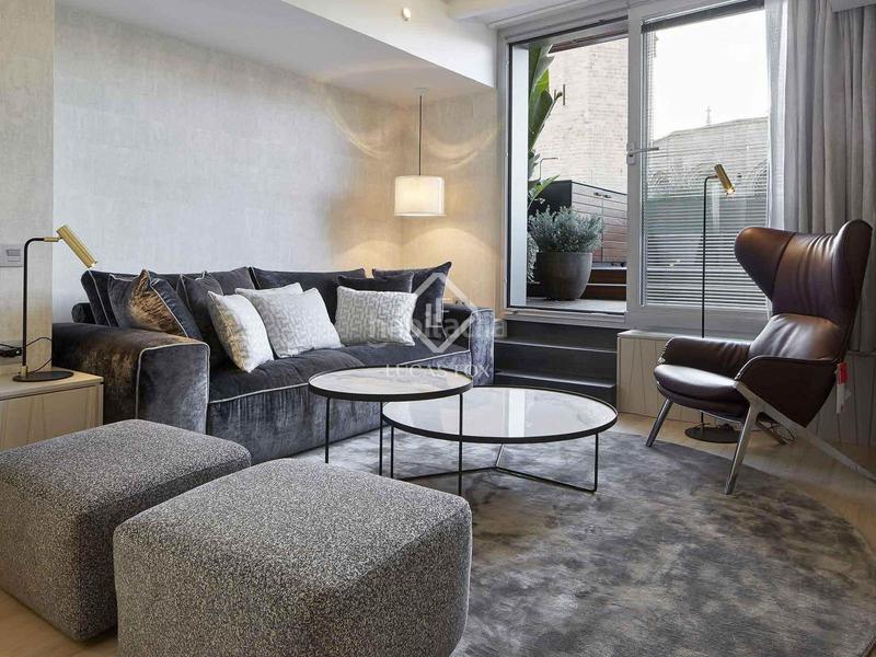 Foto 9700c6c9-9bdd-436a-8dea-23ed001ebd61. Ático  en excelentes condiciones de 2 dormitorios con 194m terraza en venta en gótico en Barcelona