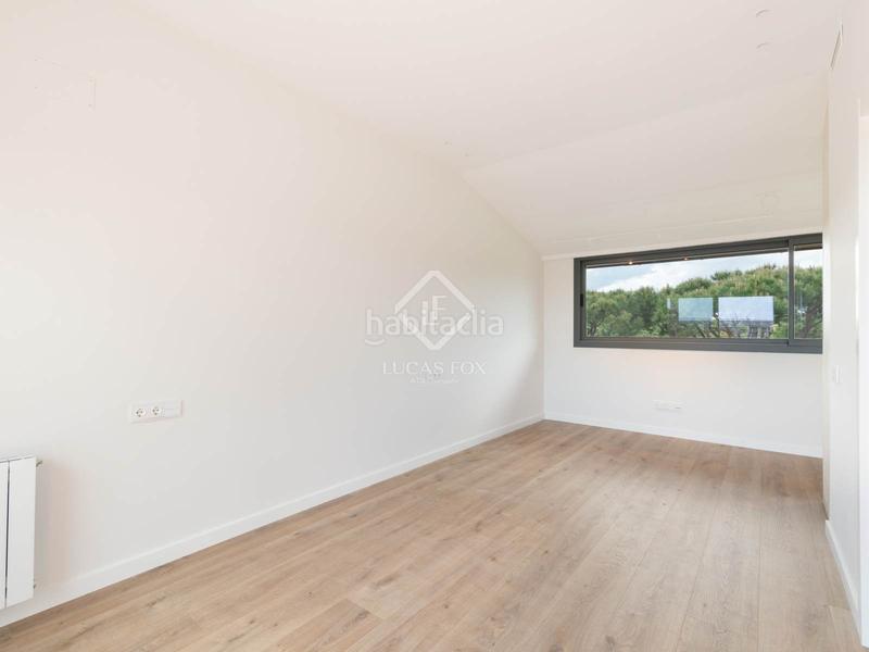 Foto 297a5bb4-4b93-4d2b-806e-6e887ac5e460. Alquiler chalet luminosa casa adosada de 4 dormitorios en alquiler mar, a solo un minuto a pie del mar en Gavà