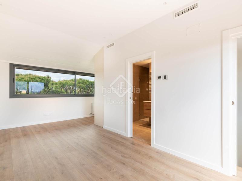 Foto 68f188e2-6e0a-42f9-a89b-32fd8c36b1c7. Alquiler chalet luminosa casa adosada de 4 dormitorios en alquiler mar, a solo un minuto a pie del mar en Gavà