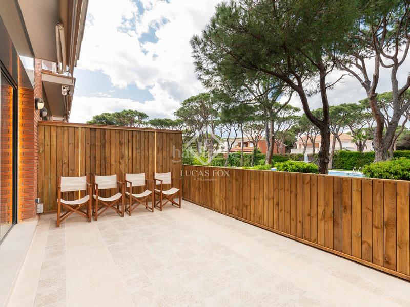 Foto 90db96c5-c140-4e99-bd3b-090813504978. Alquiler chalet luminosa casa adosada de 4 dormitorios en alquiler mar, a solo un minuto a pie del mar en Gavà