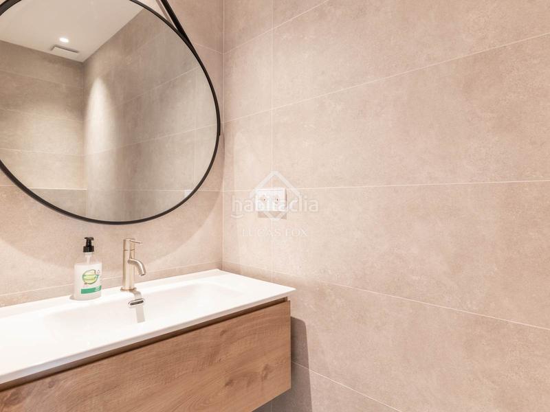 Foto 0abbf2ae-8c67-4693-a197-4f364a4ef388. Rent chalet with heating parking pool in Gava Mar Gavà