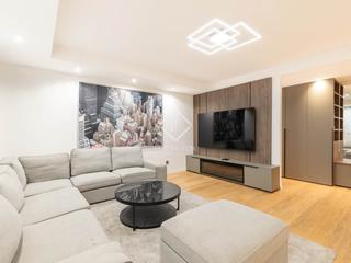 Piso en Centre. Moderno piso dúplex con terraza, plaza de aparcamiento y traster