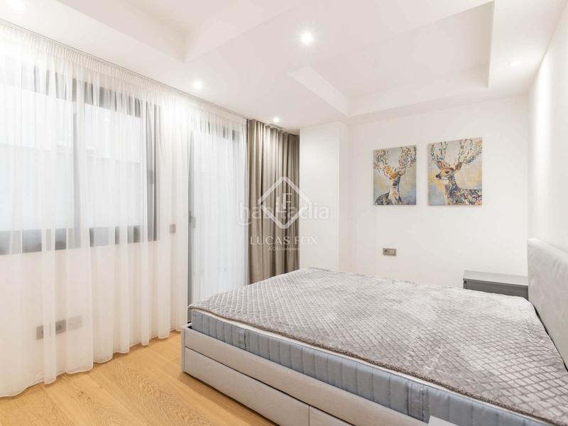 Foto d05e7c2f-7c51-493a-ac93-c95a6015cb08. Piso moderno piso dúplex con terraza, plaza de aparcamiento y trastero incluidos en venta en Castelldefels