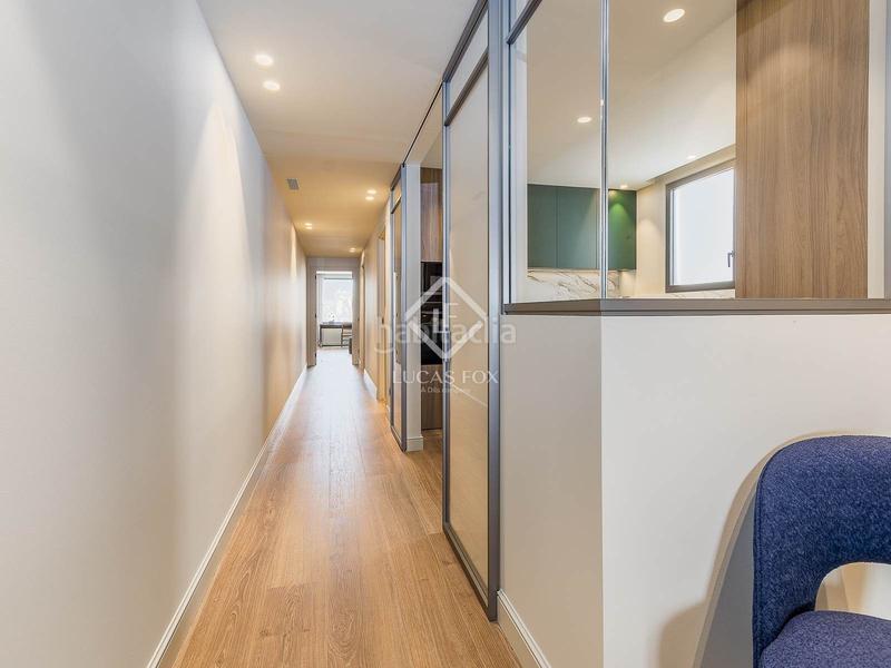 Foto 61918b2c-8b51-46cd-afb0-08c8fb190d9a. Ático en venta exclusivo ático reformado con terrazas privadas en el corazón del eixample en Barcelona