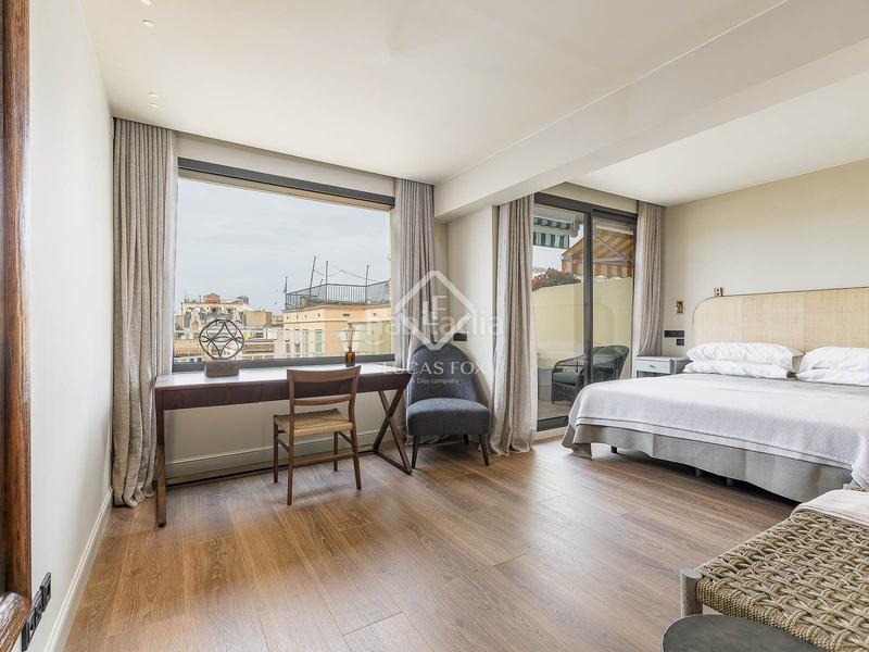 Foto 66222cb2-350c-48a0-9c37-b7e57e05ec83. Ático en venta exclusivo ático reformado con terrazas privadas en el corazón del eixample en Barcelona