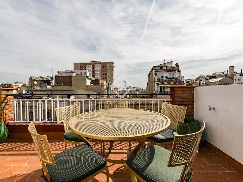 Foto b13c3c71-4995-4fe9-a7be-ca1d621789bc. Ático en venta exclusivo ático reformado con terrazas privadas en el corazón del eixample en Barcelona