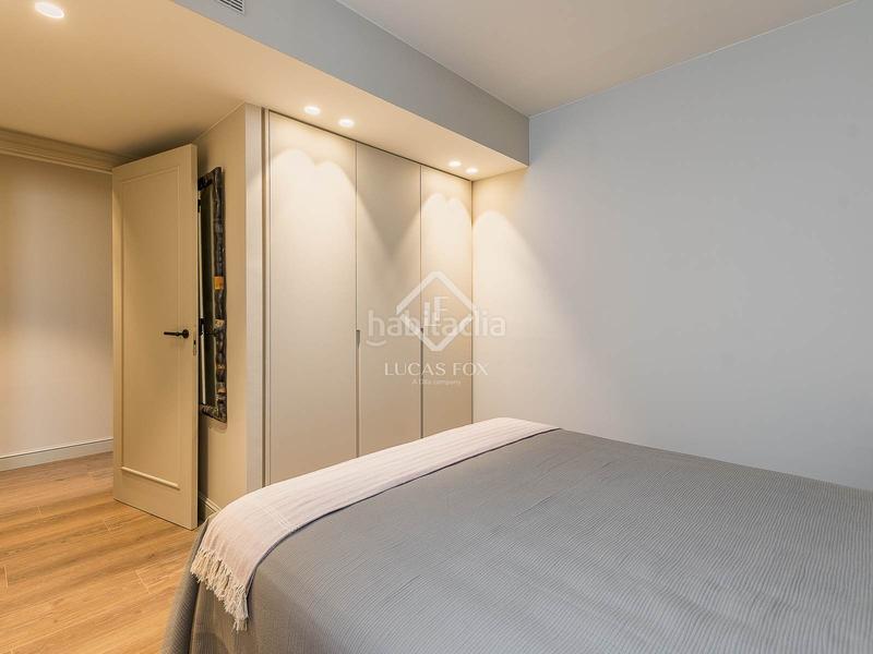 Foto ea2ce3c9-4f8e-4840-9140-74cf1a93fd72. Ático en venta exclusivo ático reformado con terrazas privadas en el corazón del eixample en Barcelona