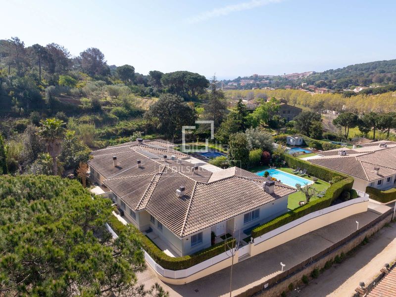 Foto 2d10f3a2-1f75-465e-9a3a-818649c5aa6b. Xalet amb calefacció aparcament piscina a Teià