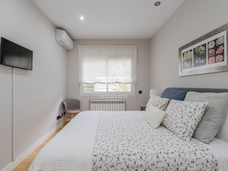 Foto 81f06b2f-33cf-4741-9515-653851333436. Xalet amb calefacció aparcament piscina a Teià