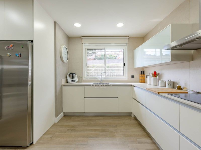 Foto 9f3589a4-2dcc-44f0-b66f-f4af7e52b661. Xalet amb calefacció aparcament piscina a Teià