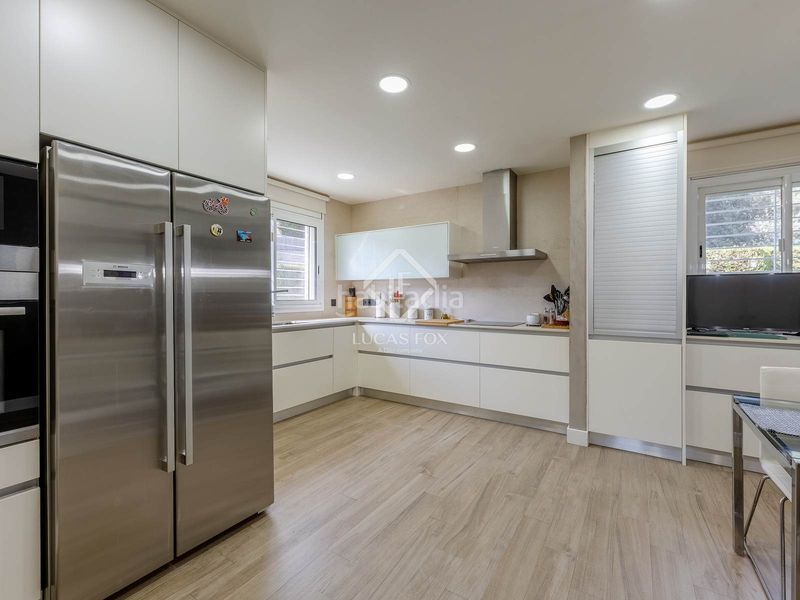 Foto de1bbdb1-5e0d-422a-9917-58ade4bf36ef. Xalet amb calefacció aparcament piscina a Teià