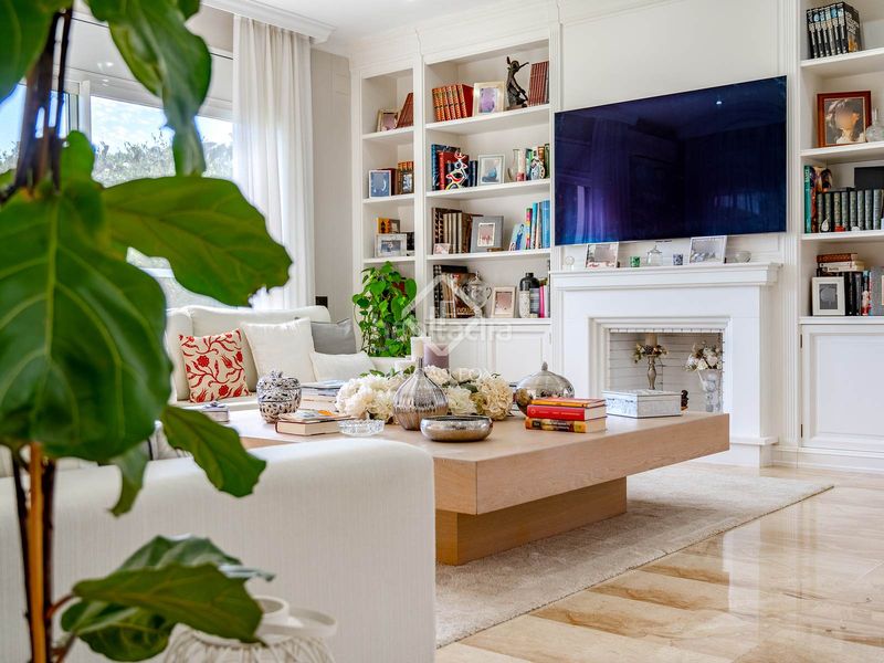 Foto e8e4c054-fda6-4945-8390-49231590048c. Xalet amb calefacció aparcament piscina a Teià