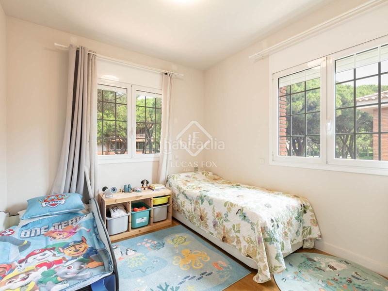 Foto 4365f502-2910-487e-8277-cf9819d404fe. Chalet casa en venta cerca de la playa en una zona tranquila mar, barcelona en Gavà