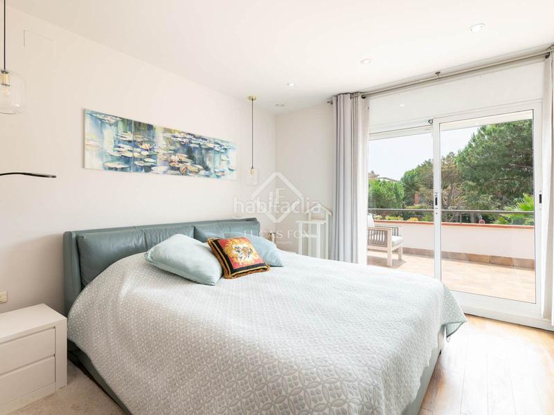 Foto 513a6f64-77a4-4710-a04e-4cd585f6ed82. Chalet casa en venta cerca de la playa en una zona tranquila mar, barcelona en Gavà