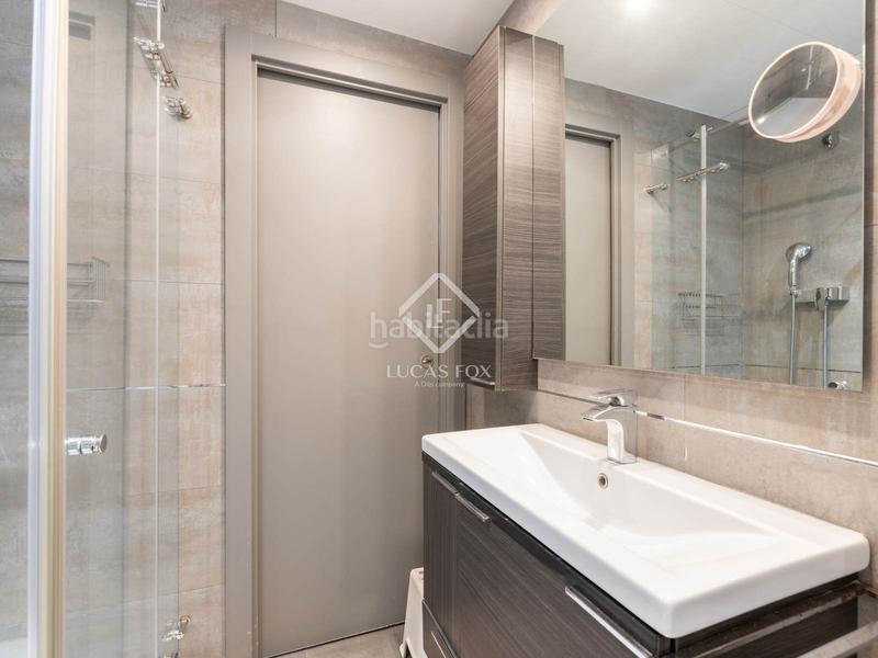 Foto 89d48dd3-0c2f-4c4d-bed5-44a5b7fbd9ab. Chalet casa en venta cerca de la playa en una zona tranquila mar, barcelona en Gavà
