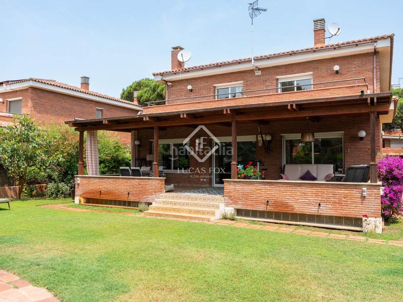 Foto a9d4d534-def6-4799-815d-fb72467d0197. Chalet casa en venta cerca de la playa en una zona tranquila mar, barcelona en Gavà