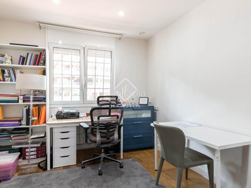 Foto e3b5ee73-4ab7-4991-ab18-e2e47ab693c6. Chalet casa en venta cerca de la playa en una zona tranquila mar, barcelona en Gavà