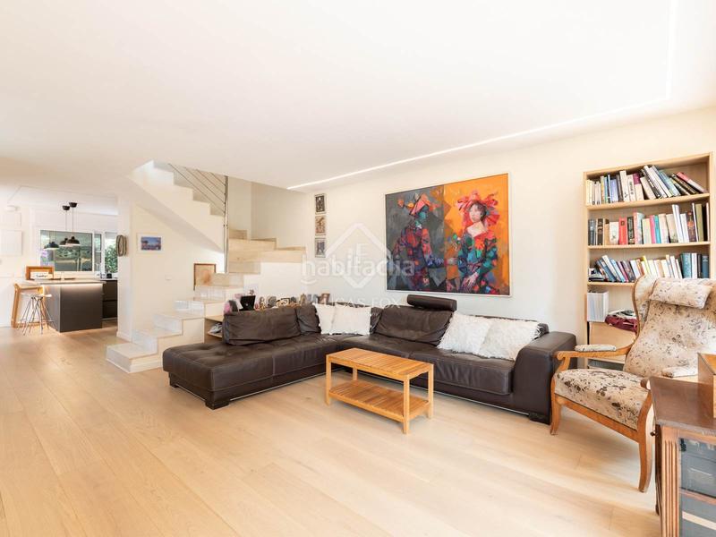 Foto 18e3c4c3-0f8a-4993-a9b5-eed800fc37fe. Chalet casa en excelentes condiciones de 3 dormitorios en venta en ratpenat en Sitges