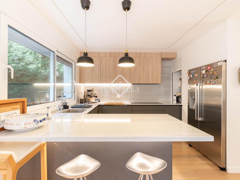 Foto ff5be37a-69ea-460f-8961-c6ccb731d910. Chalet casa en excelentes condiciones de 3 dormitorios en venta en ratpenat en Sitges